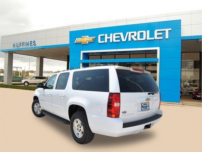 chevrolet suburban 2012 white suv ls 1500 flex fuel 8 cylinders 2 wheel drive 6 speed automatic 75067