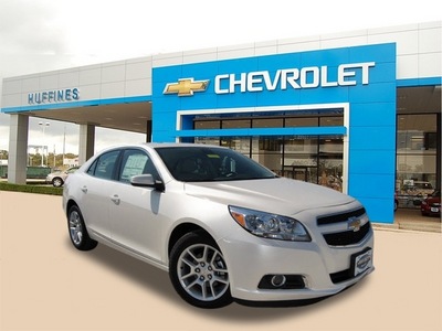 chevrolet malibu 2013 white sedan eco gasoline 4 cylinders front wheel drive 6 speed automatic 75067