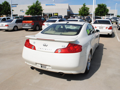 infiniti g35 2005 off white coupe gasoline 6 cylinders rear wheel drive automatic 75034