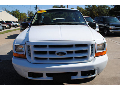 ford f 250 super duty 2001 white pickup truck xl diesel 8 cylinders rear wheel drive automatic with overdrive 77531