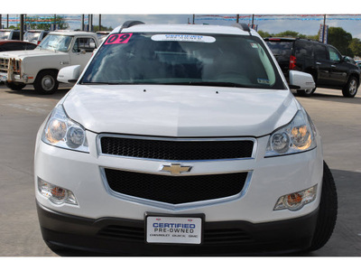chevrolet traverse 2009 white suv lt gasoline 6 cylinders front wheel drive automatic 78130