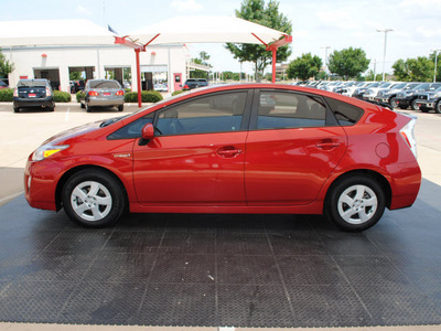 toyota prius 2011 red ii hybrid 4 cylinders front wheel drive automatic 75067