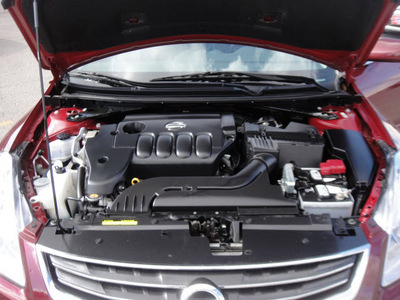 nissan altima 2011 maroon sedan gasoline 4 cylinders front wheel drive automatic 79936