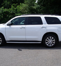 toyota sequoia 2008 white suv limited gasoline 8 cylinders 2 wheel drive automatic 75672
