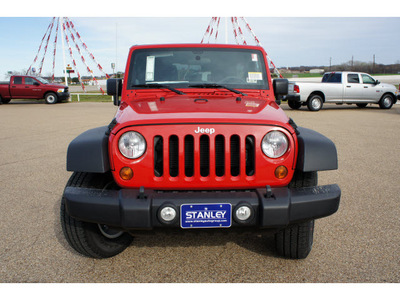 jeep wrangler unlimited 2012 red suv sport gasoline 6 cylinders 4 wheel drive automatic 76645
