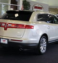 lincoln mkt 2010 gold suv gasoline 6 cylinders front wheel drive automatic with overdrive 77074