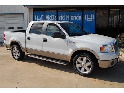 ford f 150 2008 white lariat flex fuel 8 cylinders 2 wheel drive automatic with overdrive 77034