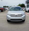 toyota highlander 2012 silver suv gasoline 4 cylinders front wheel drive 6 speed automatic 76053