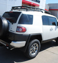 toyota fj cruiser 2012 white suv gasoline 6 cylinders 4 wheel drive automatic 76053