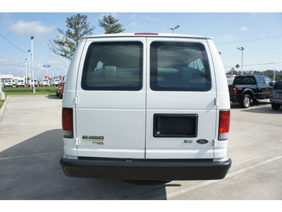 ford e series wagon 2012 oxford white van flex fuel 8 cylinders rear wheel drive automatic 77539