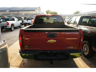 chevrolet silverado 1500 2012 victry red lt flex fuel 8 cylinders 4 wheel drive not specified 76051