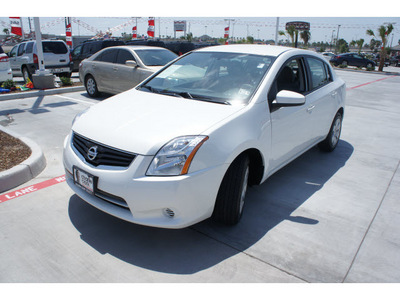 nissan sentra 2010 white sedan 2 0 gasoline 4 cylinders front wheel drive automatic 78520