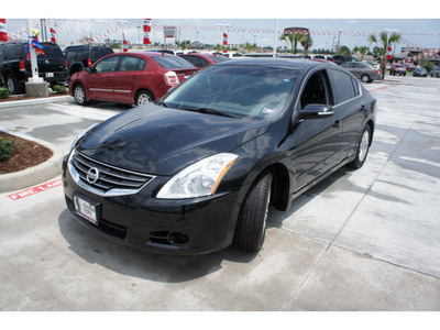 nissan altima 2011 black sedan 2 5 s gasoline 4 cylinders front wheel drive automatic 78520