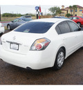 nissan altima 2010 white sedan 2 5 s gasoline 4 cylinders front wheel drive automatic 78520