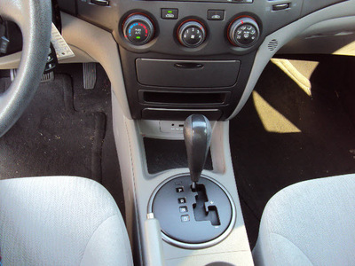 kia optima 2010 silver sedan lx gasoline 4 cylinders front wheel drive automatic 32901