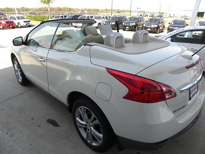 nissan murano crosscabriolet 2011 white suv gasoline 6 cylinders all whee drive cont  variable trans  77471