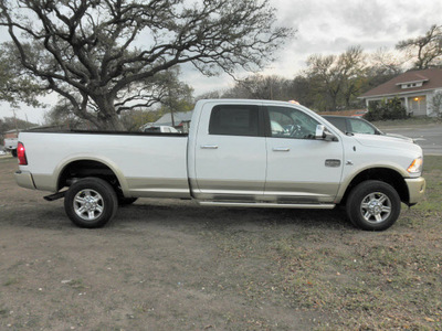 ram ram pickup 3500 2012 white laramie longhorn longbed diesel 6 cylinders 4 wheel drive automatic 78028