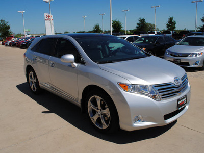 toyota venza 2012 silver limited gasoline 6 cylinders front wheel drive automatic 76049