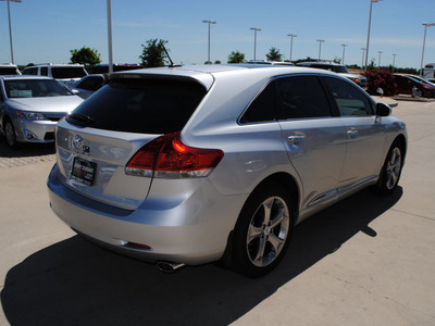 toyota venza 2012 silver limited gasoline 6 cylinders front wheel drive automatic 76049