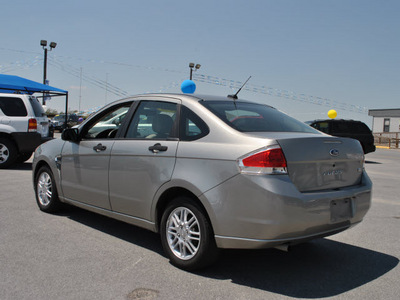 ford focus 2008 gray sedan se gasoline 4 cylinders front wheel drive automatic with overdrive 78523