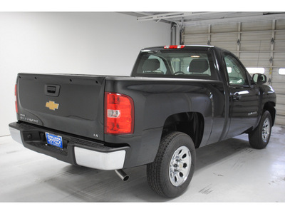 chevrolet silverado 1500 2012 black gasoline 6 cylinders 2 wheel drive automatic with overdrive 77630