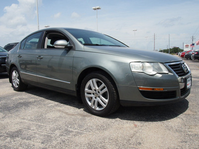 volkswagen passat 2006 green sedan gasoline 4 cylinders front wheel drive shiftable automatic 77521