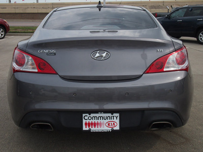 hyundai genesis coupe 2010 gray coupe gasoline 6 cylinders rear wheel drive automatic 77521