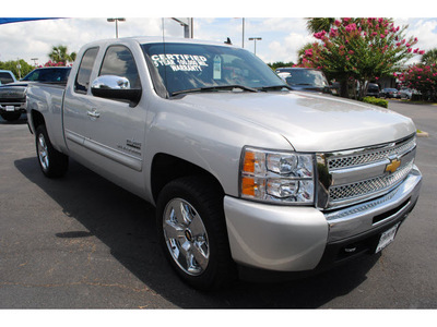 chevrolet silverado 1500 2010 silver pickup truck lt flex fuel 8 cylinders 2 wheel drive automatic with overdrive 77581