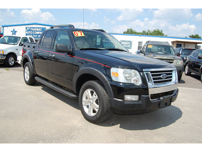 ford explorer sport trac 2007 black suv xlt gasoline 6 cylinders rear wheel drive automatic with overdrive 77627