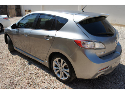 mazda mazda3 2010 dk  gray hatchback s grand touring gasoline 4 cylinders front wheel drive automatic 78757