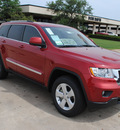 jeep grand cherokee 2011 red suv laredo gasoline 6 cylinders 2 wheel drive automatic 76011