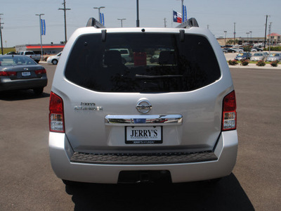 nissan pathfinder 2008 silver suv 6 cylinders rear wheel drive automatic with overdrive 76087