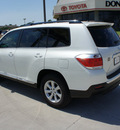 toyota highlander 2011 white suv gasoline 6 cylinders front wheel drive automatic 76011