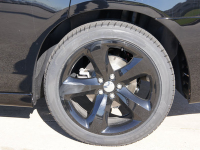 dodge charger 2012 black sedan sxt gasoline 6 cylinders rear wheel drive automatic 76011