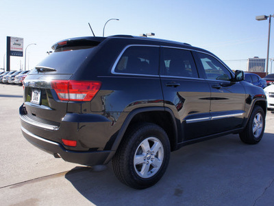 jeep grand cherokee 2012 black suv laredo gasoline 6 cylinders 2 wheel drive automatic 76011