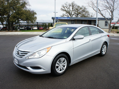 hyundai sonata 2011 silver sedan gasoline 4 cylinders front wheel drive automatic 76087