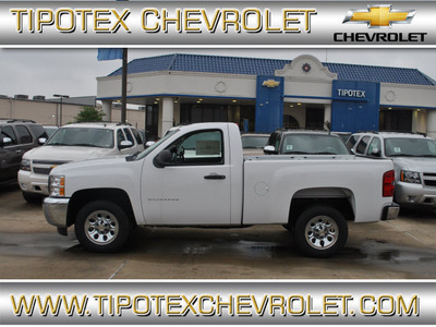 chevrolet silverado 1500 2012 white work truck gasoline 6 cylinders 2 wheel drive automatic 78521