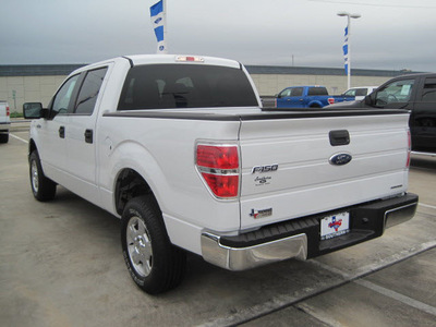 ford f 150 2012 white flex fuel 6 cylinders 2 wheel drive automatic 77578