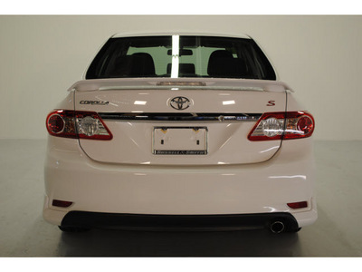 toyota corolla 2011 white sedan s gasoline 4 cylinders front wheel drive automatic 77025