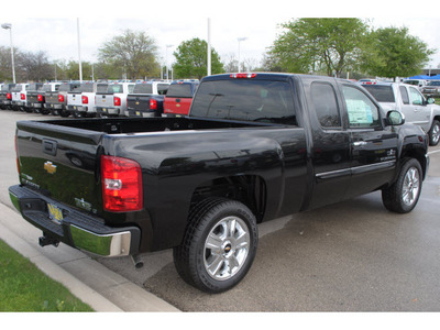 chevrolet silverado 1500 2012 black pickup truck lt flex fuel 8 cylinders 2 wheel drive 6 speed automatic 78224