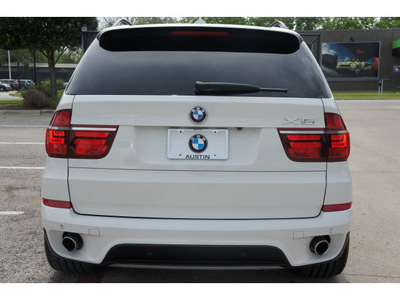 bmw x5 2012 white xdrive35i gasoline 6 cylinders all whee drive automatic 78729