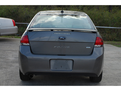 ford focus 2011 gray sedan sport ses gasoline 4 cylinders front wheel drive automatic with overdrive 77532