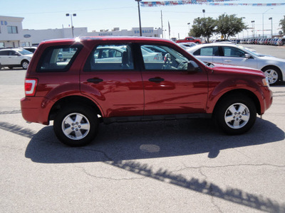 ford escape 2010 red suv xls gasoline 4 cylinders front wheel drive automatic 79936