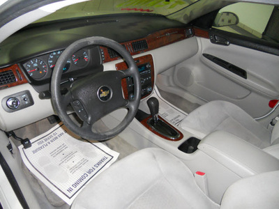 chevrolet impala 2009 white sedan ls gasoline 6 cylinders front wheel drive automatic 79935