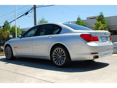 bmw 7 series 2009 gray sedan 750i v8 rear wheel drive automatic 77002