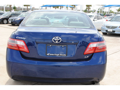 toyota camry 2008 dk  blue sedan le gasoline 4 cylinders front wheel drive automatic 77065