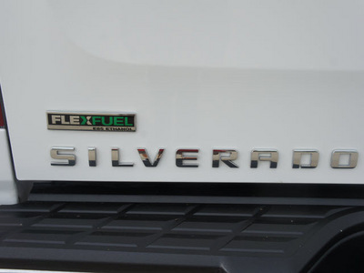 chevrolet silverado 1500 2010 white pickup truck lt flex fuel 8 cylinders 2 wheel drive automatic 76108
