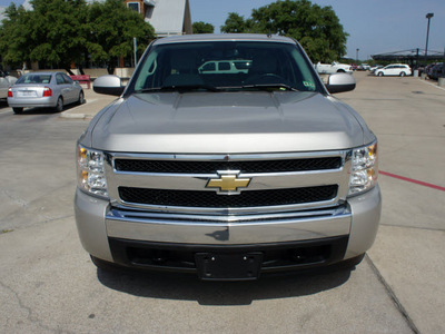 chevrolet silverado 1500 2008 silver lt gasoline 8 cylinders 2 wheel drive automatic 76087