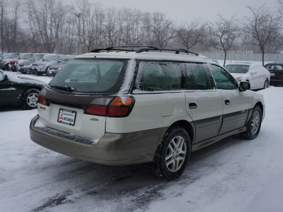 subaru outback 2003 white wagon outback gasoline 4 cylinders all whee drive automatic 44060