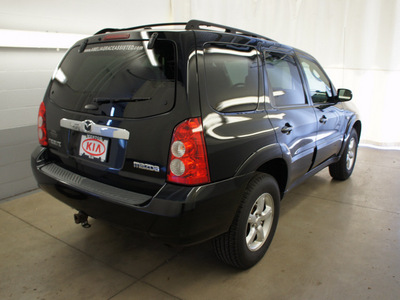 mazda tribute 2005 black suv s gasoline 6 cylinders all whee drive automatic 44060